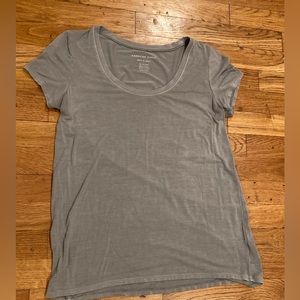Gray AE soft & sexy tee XS
